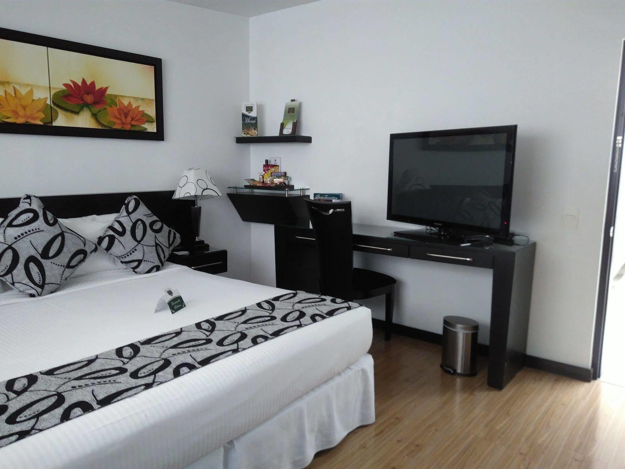Hotel Marbella Chico Bogota Luaran gambar